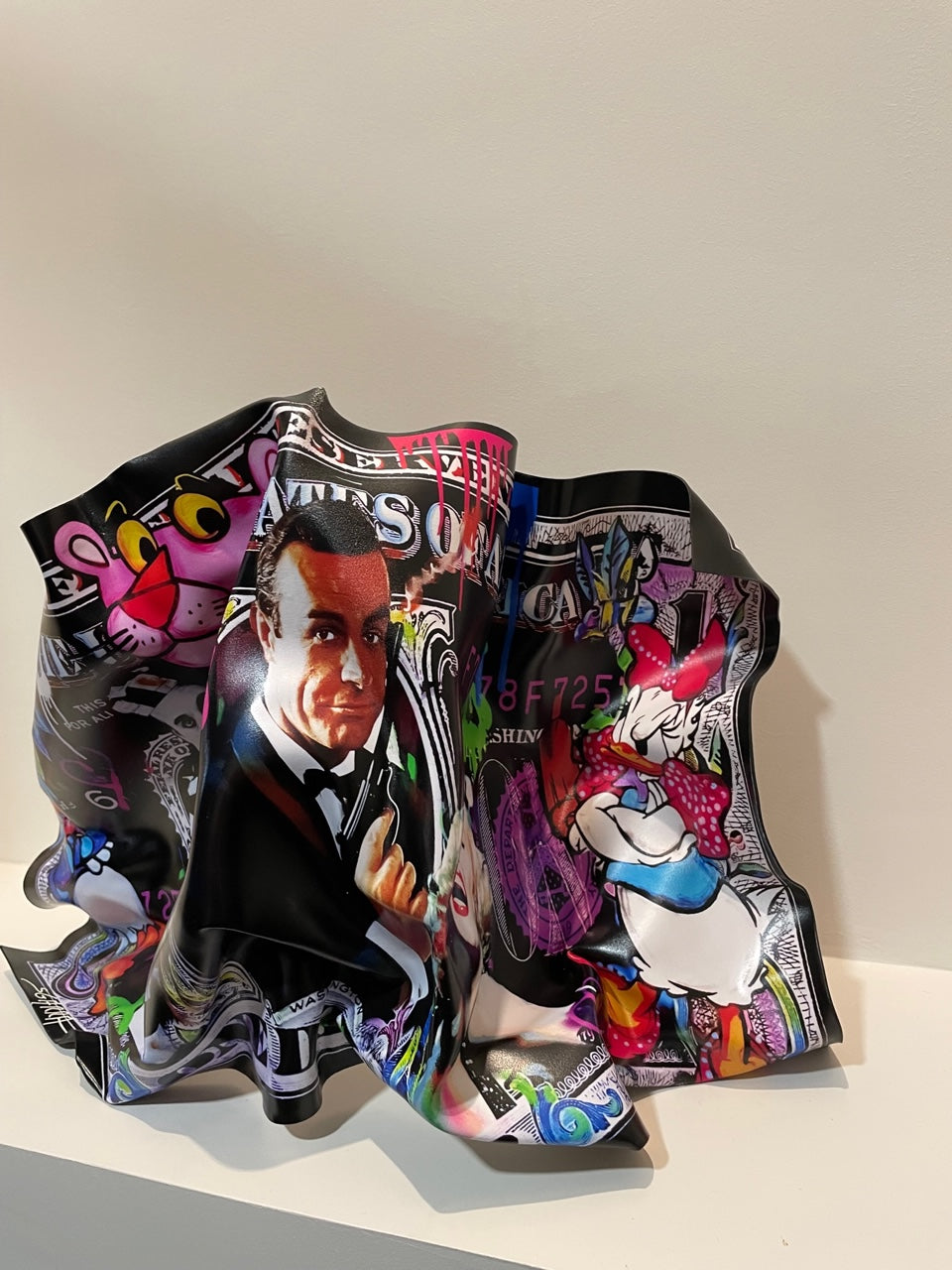 Robert Sgarra- Grand Dollar James bond