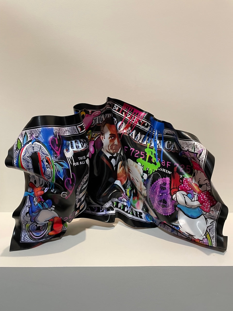 Robert Sgarra- Grand Dollar James bond