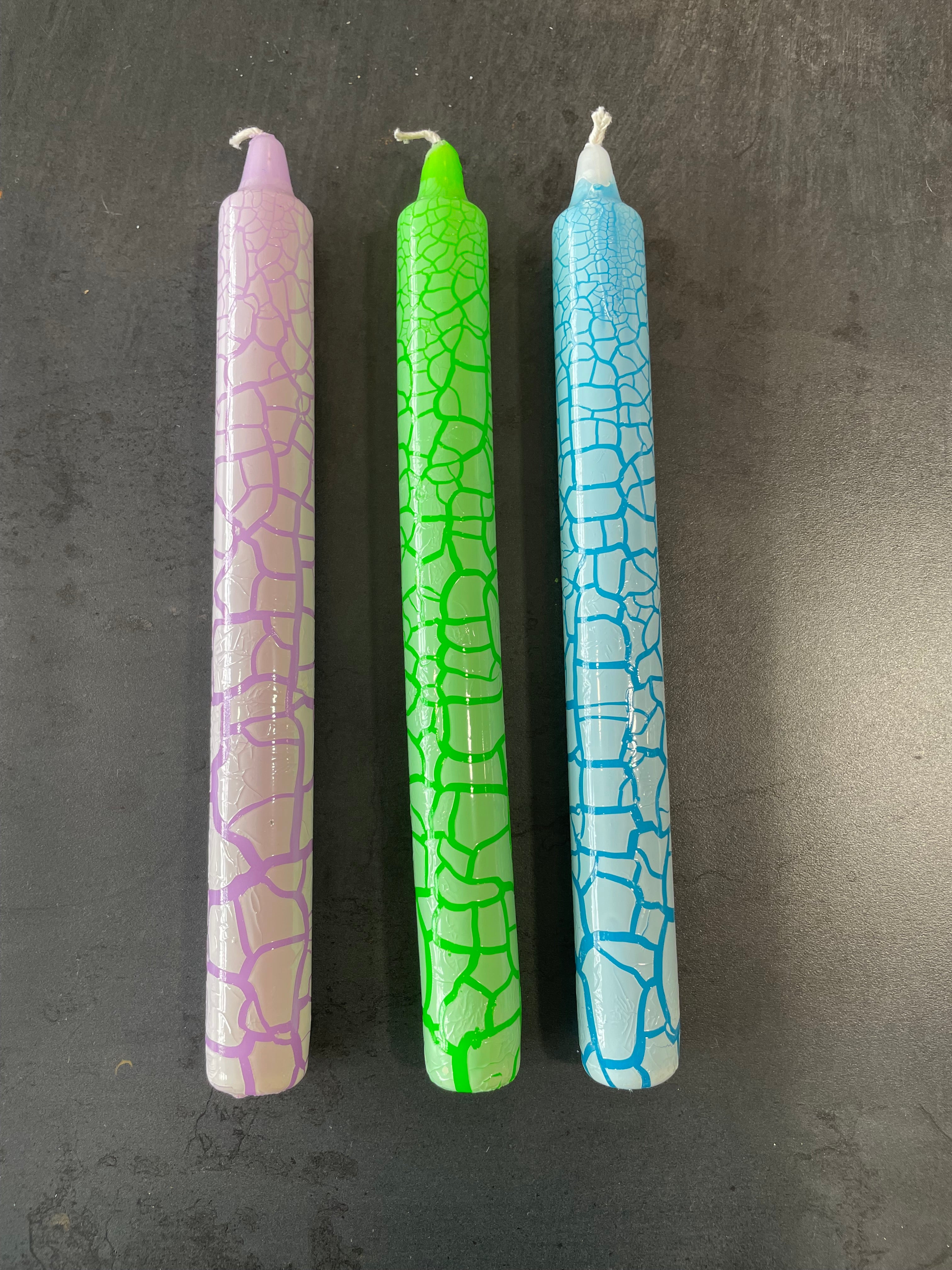 Pink Stories bougies sauvages crocodiles